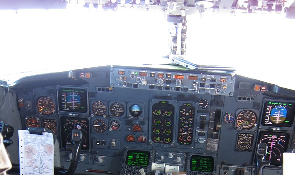 Lėktuvo pilotų kabina