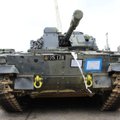 Lenkija į NATO batalioną Latvijoje atsiųs tankų kuopą