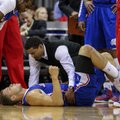 NBA: su D. Motiejūnu besistumdydamas B. Griffinas susižeidė nugarą