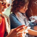 Pareigūnai nutvėrė nepilnamečius rūkant: paaugliams teks sumokėti baudas