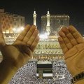 Milijonai musulmonų piligrimų plūsta į Meką