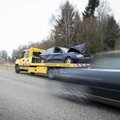 Kauno rajone automobilis „Audi“ rėžėsi į medį, vairuotojas žuvo