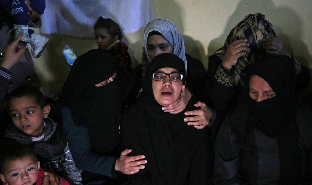 Žuvusio palestiniečių keturmečio laidojimo ceremonija