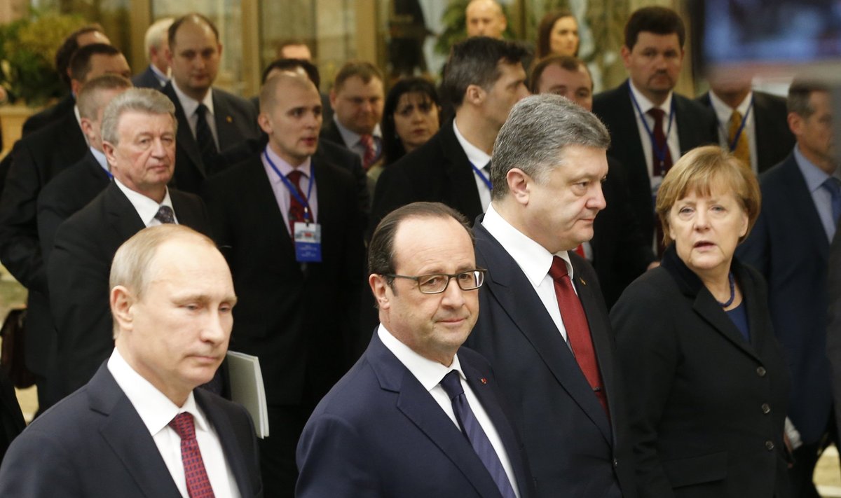 Vladimiras Putinas, Francois Hollande'as, Petro Porošenka, Angela Merkel	