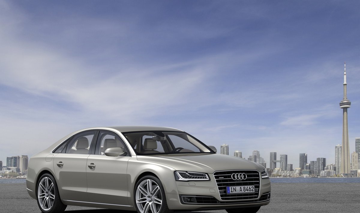 Dabartinis "Audi A8" šiemet užleis vietą naujam modeliui