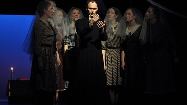 Šokio spektaklis „Altorių šešėly“ pasiruošęs atskleisti nepranokto lietuviško psichologinio romano paslaptis