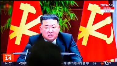 Šiaurės Korėja ir Rusija keičiasi vaidmenimis: Kim Jong Unas gali įsigeisti ne tik pinigų
