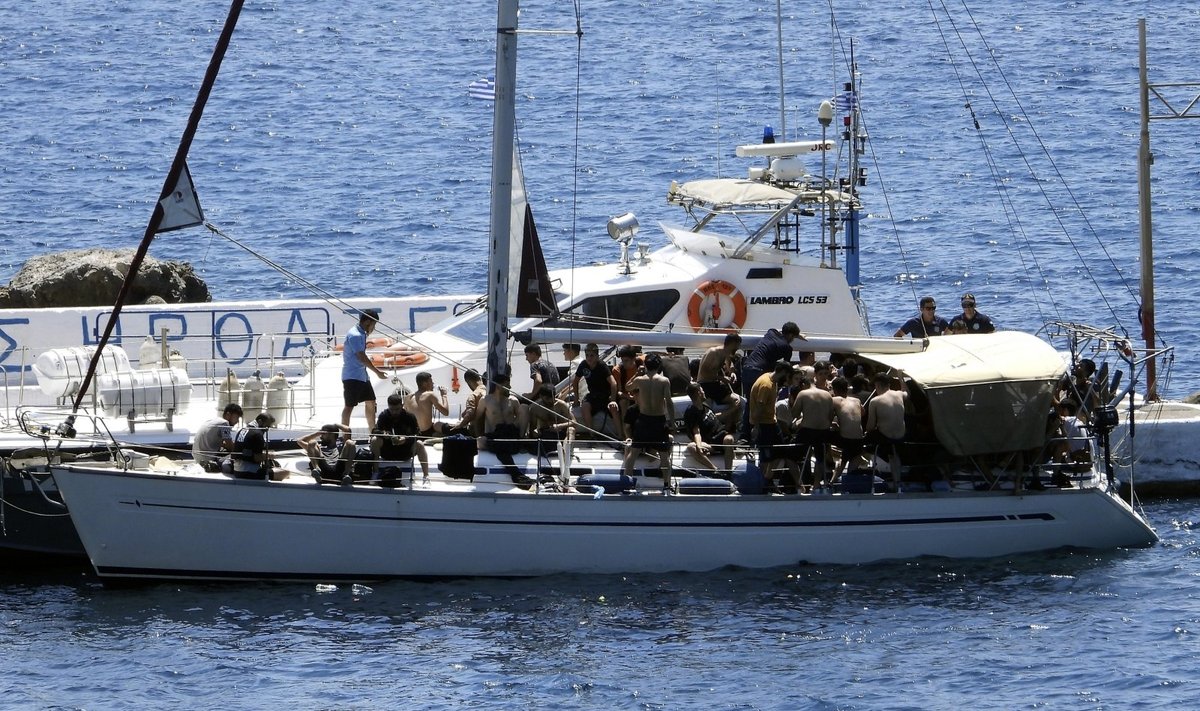 Migrantai šalia Graikijos krantų