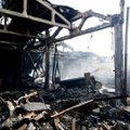 „Toksika“ pradėjo deginti pavojingas atliekas iš gaisravietės Alytuje