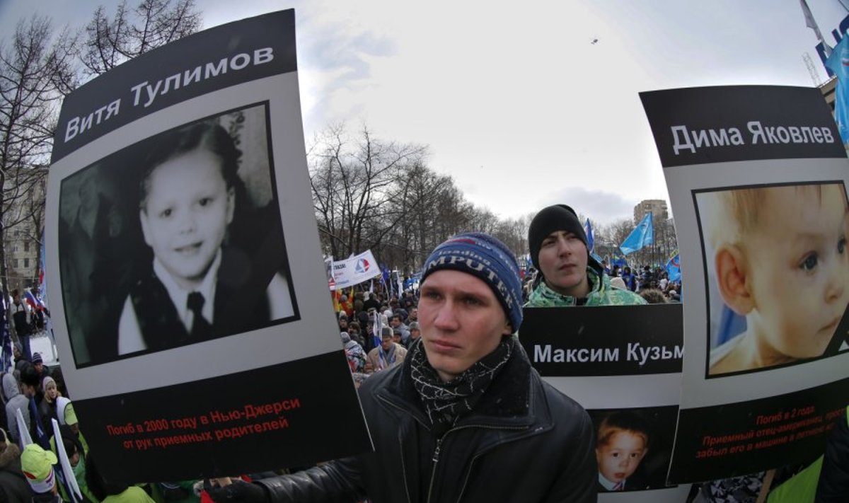 Protestai Rusijoje prieš vaikų įvaikinimą Vakaruose