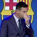 Gausiomis ovacijomis sutiktas Messi kūkčiojo spaudos konferencijoje