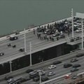 Protesto akcija suparalyžiavo eismą tiltu San Franciske