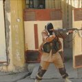 Nufilmuoti Irako karines pajėgas atakuojantys „Islamo valstybės“ kovotojai
