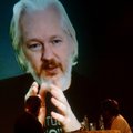 J. Assange'as teigia esantis pasiruošęs pasiduoti