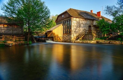 Ginučių vandens malūnas