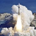 Japonija reaguoja į grėsmingus Šiaurės Korėjos veiksmus – į kosmosą paleido ypatingos paskirties palydovą