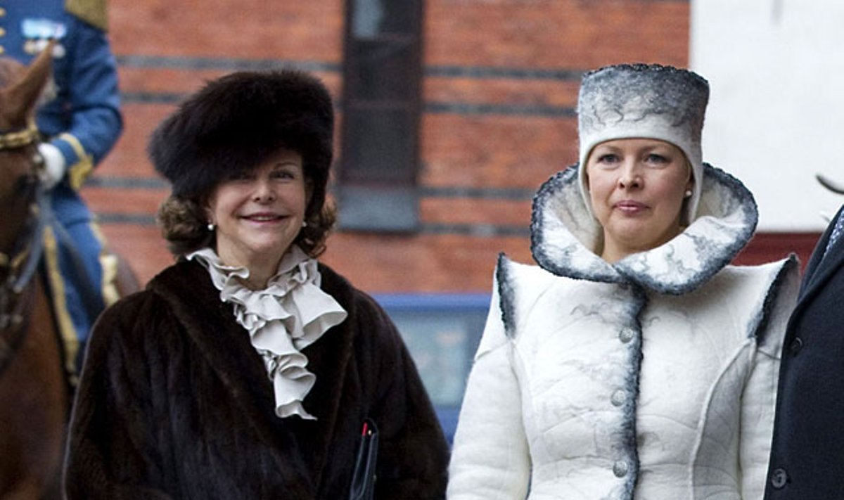 Estijos pirmoji ledi Evelin (d.) ir Švedijos karalienė Silvia