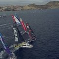 Jachtų lenktynėse „Volvo Ocean Race“ per plauką išvengta susidūrimo su žiūrovais