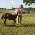 Ūkininkas 30 metų dėl grožio augina ponius, bet jį maitina ožkos