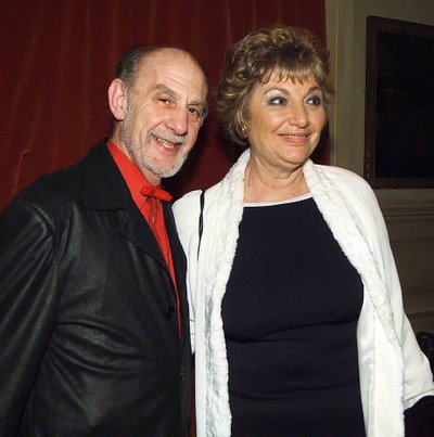 Gerald Baron Cohen su žmona Daniella