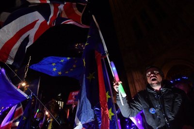 Britanijos parlamentas antrąkart nepritarė „Brexit“ susitarimui