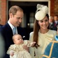 Karališkieji kūdikiai: gimdymas be nuskausminamųjų, griežti reikalavimai vardui ir 163 metus dėvėti tie patys drabužėliai