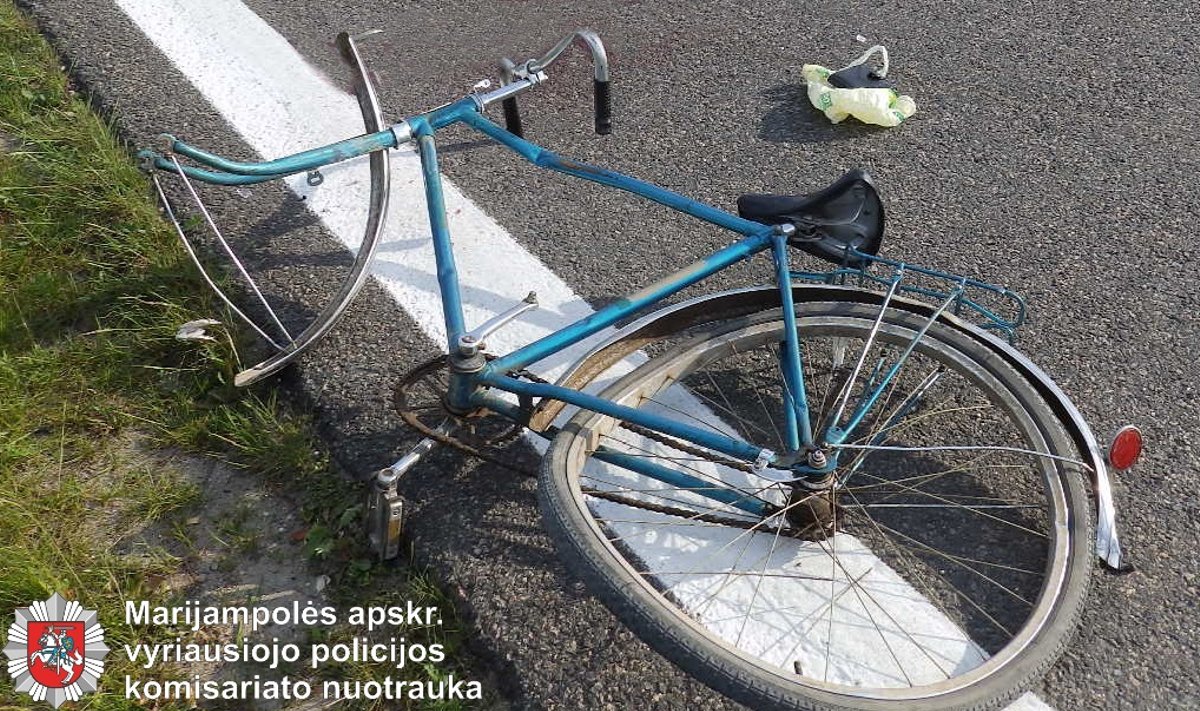 Magistralėje „Via Baltica“ žuvo vilkiko partrenktas dviratininkas