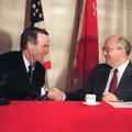 Gorbačiovas pagyrė vėlionio Busho vaidmenį užbaigiant Šaltąjį karą