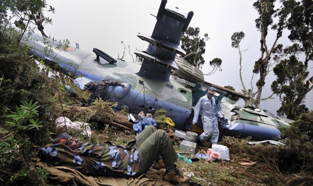Dingę Ugandos sraigtasparniai rasti nukritę Kenijoje