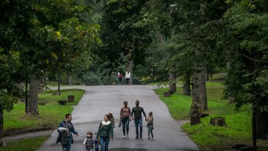 Trys tėvų elgesio modeliai, darantys milžinišką įtaką vaikų suvokimui apie pinigus: tai lieka visam gyvenimui