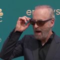„Emmy“ apdovanojimų raudonasis kilimas: ryškiausiai sužibę aktoriai ir režisieriai