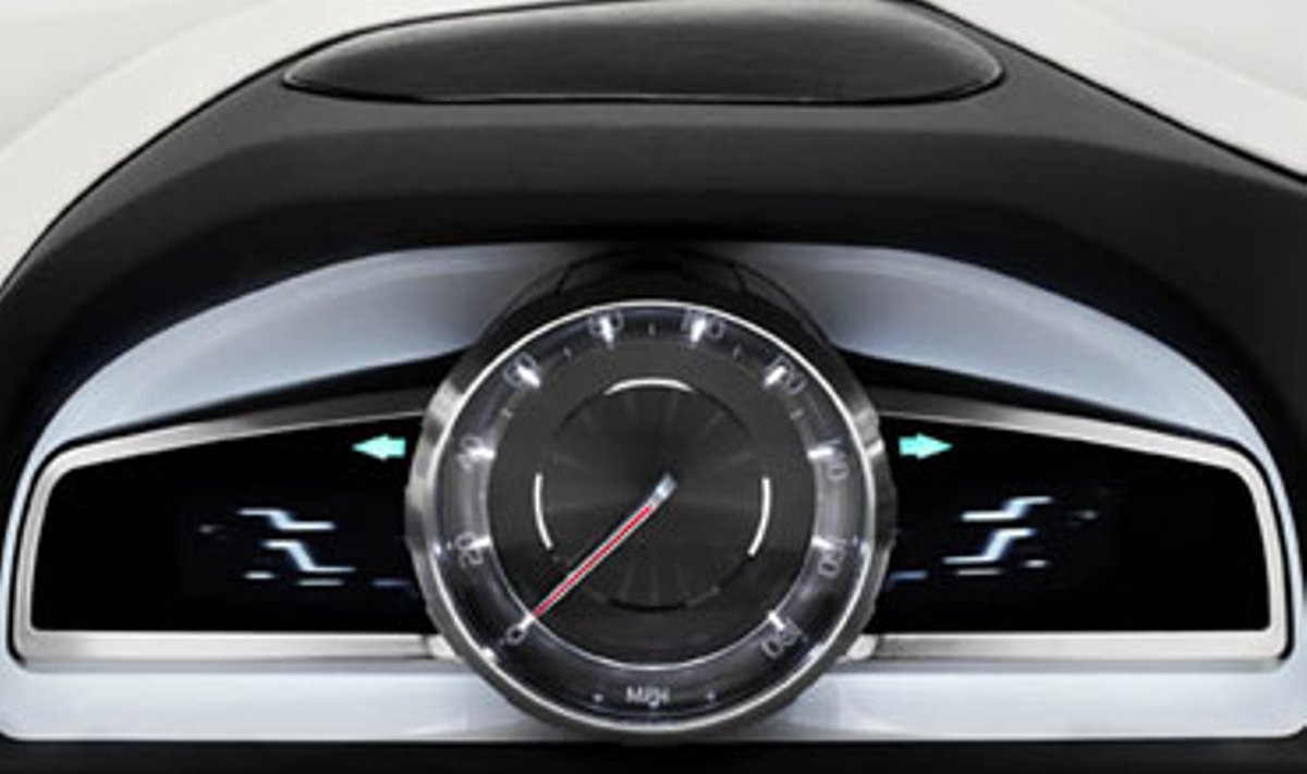 "Volvo XC60 Concept" spidometras