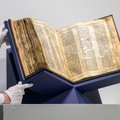 Aukcione už rekordinę kainą parduota daugiau kaip 1 000 metų senumo hebrajiška Biblija