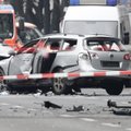 Berlyno centre sprogo važiuojantis automobilis