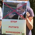 Prieš Rusijos ambasadą surengta protesto akcija: „Už jūsų ir mūsų laisvę!”