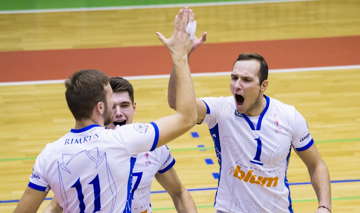 "Vilniaus kolegijos-Flamingo Volley" tinklininkai