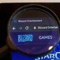 „Blizzard“ darbuotojai siekdami algos padidinimo buriasi kompanijos „Slack“ kanale