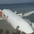 Indonezijos valdžia Balio saloje mėgins iškelti lėktuvo nuolaužas