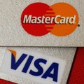 „Visa“ ir „Mastercard“, remdamosi sankcijomis, blokavo Rusijos bankus