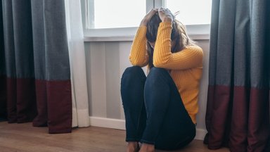 Psichologė apie įvairias smurto rūšis šeimoje: vis dar manoma, kad ištekėjusiai moteriai priklauso patenkinti savo sutuoktinį