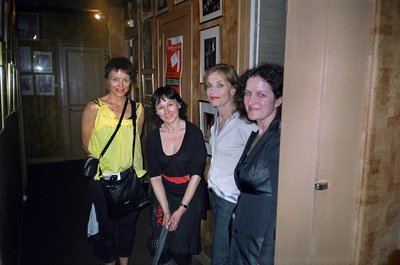 Virginija Kelmelytė, Neringa Bulotaitė, Isabelle Huppert, Diana Anevičiūtė Paryžiuje, 2008