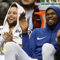 NBA naktis: „Cavaliers“ sutriuškinti Bostone, „Warriors“ išgelbėjo pergalingas Curry tritaškis