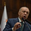 Turkija planuoja įstatymą prieš „užsienio interesų“ įtaką