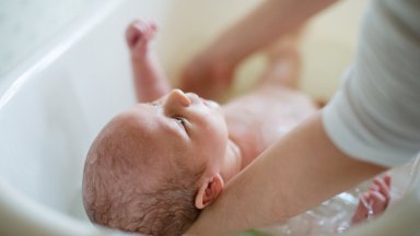 Savą kūdikių priežiūros metodą sukūrusi specialistė: dvi daugiausia iššūkių keliančios sritys beveik nepasikeitė