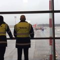 Įsimintina lietuvių kelionė „Ryanair“ lėktuvu: mums gėda dėl tokio tautiečio