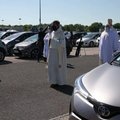Prancūzijoje katalikų mišios vyko automobilių stovėjimo aikštelėje