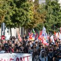 Prancūzijoje tūkstančiai protestuoja prieš Macrono reformas