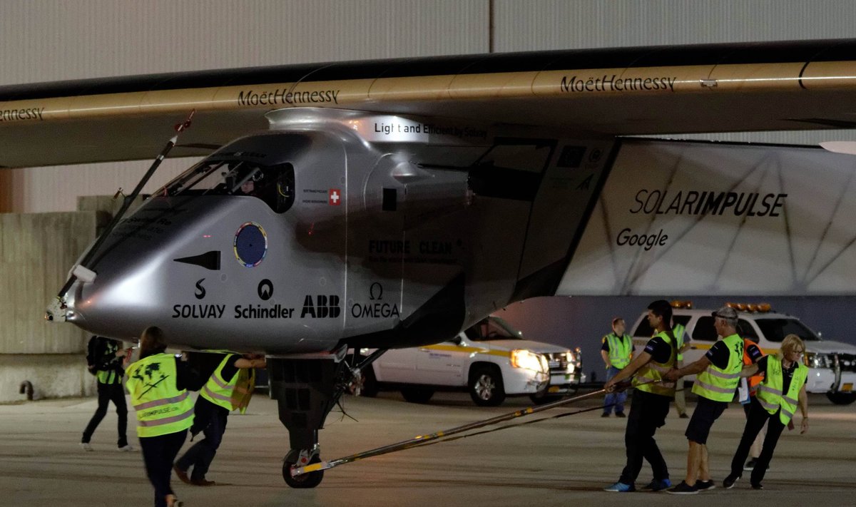 Solar Impulse 2 rengiasi palikti JFK