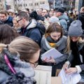 Neregėtas protestas: VU „už Ačių“ išdalijo 500 diplomų