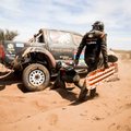 Išmuštas automobilio stiklas ir B. Vanago akistata su Dakaro maratono „Velnio malūnu“
